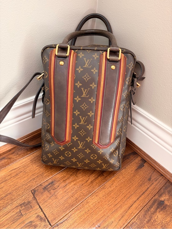 Louis Vuitton Other - Louis Vuitton Bequia Porte Document Vertical bag